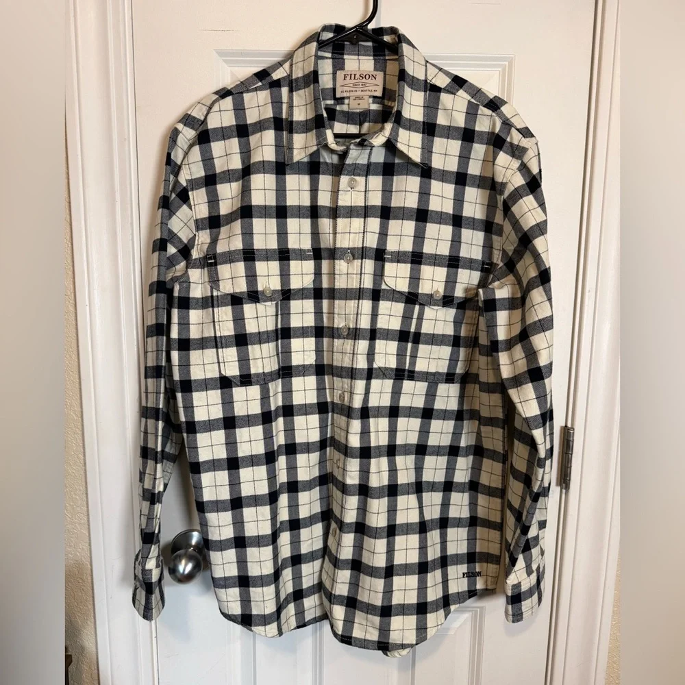 Filson ALASKAN GUIDE SHIRT Black and Cream Checkered - Picture 2 of 7